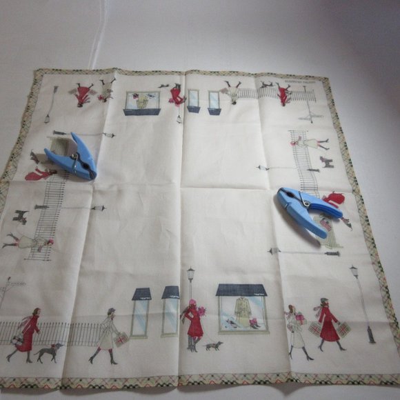 ARMANDO CARUSO signed perfume handkerchiefs(2) with city view 17"x17" Italy - Picture 5 of 9